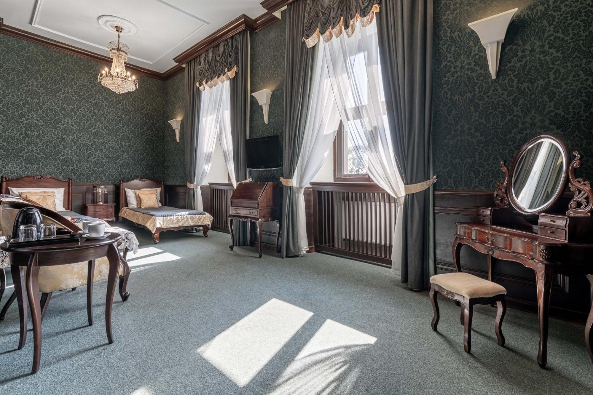 Zamek Uniejow Aparthotel Eksteriør bilde